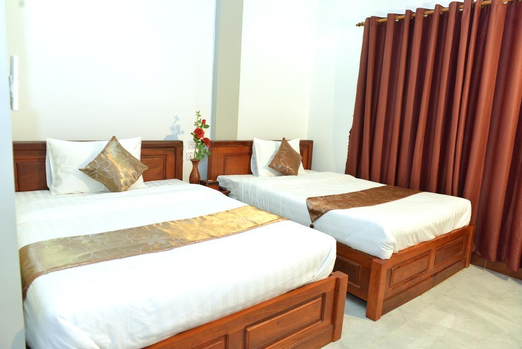 Happy​​ Family Guesthouse Kampot Kültér fotó