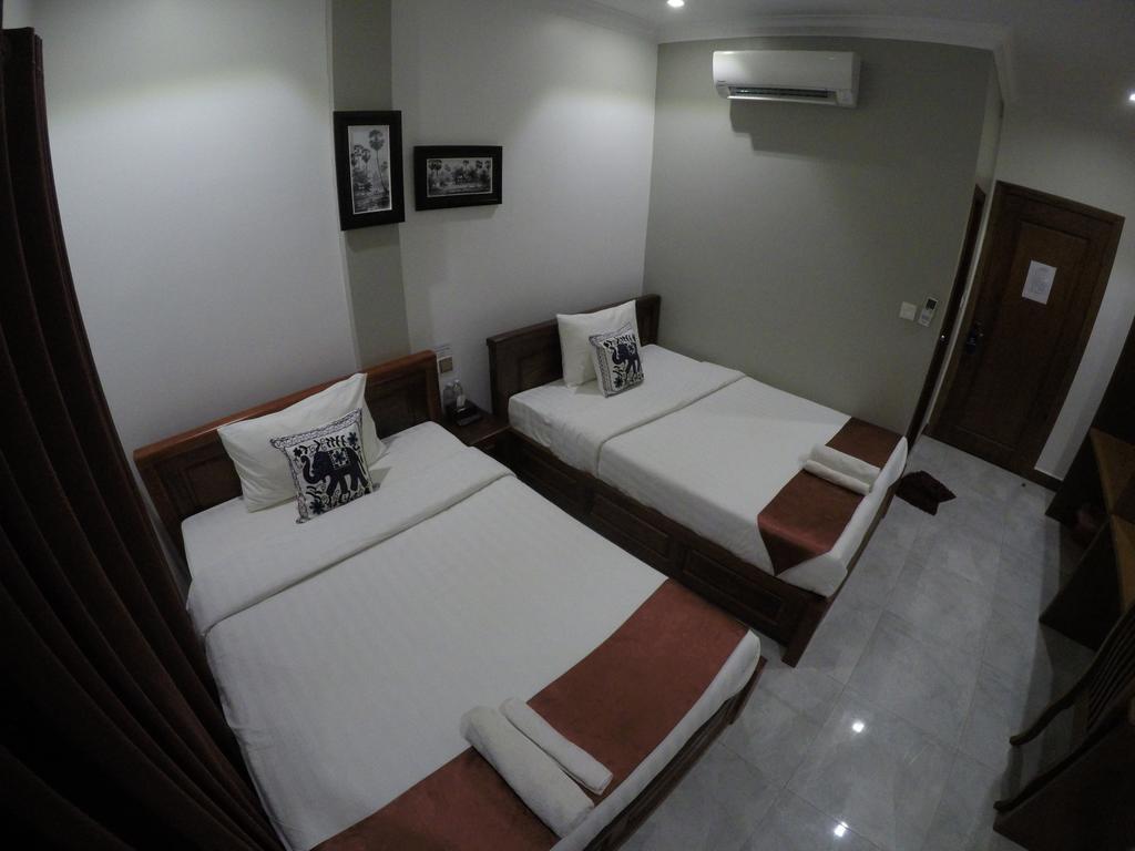 Happy​​ Family Guesthouse Kampot Kültér fotó